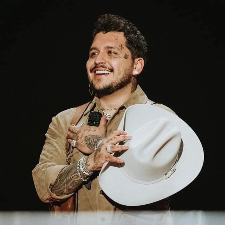 Christian Nodal en concierto