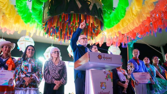 Miguel Ángel Navarro Quintero celebra la llegada de La Guelaguetza a Nayarit