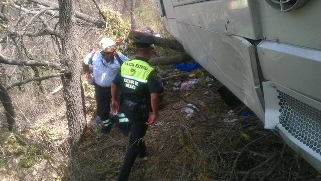 Volcadura de autobús.