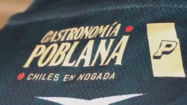 Puebla lanzó su playera inspirada en los Chiles en Nogada