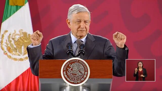El presidente AMLO en su conferencia mañanera de este viernes 8 de noviembre.