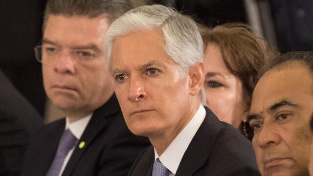 Alfredo del Mazo responde a acusación sobre presunta cuenta en paraíso fiscal