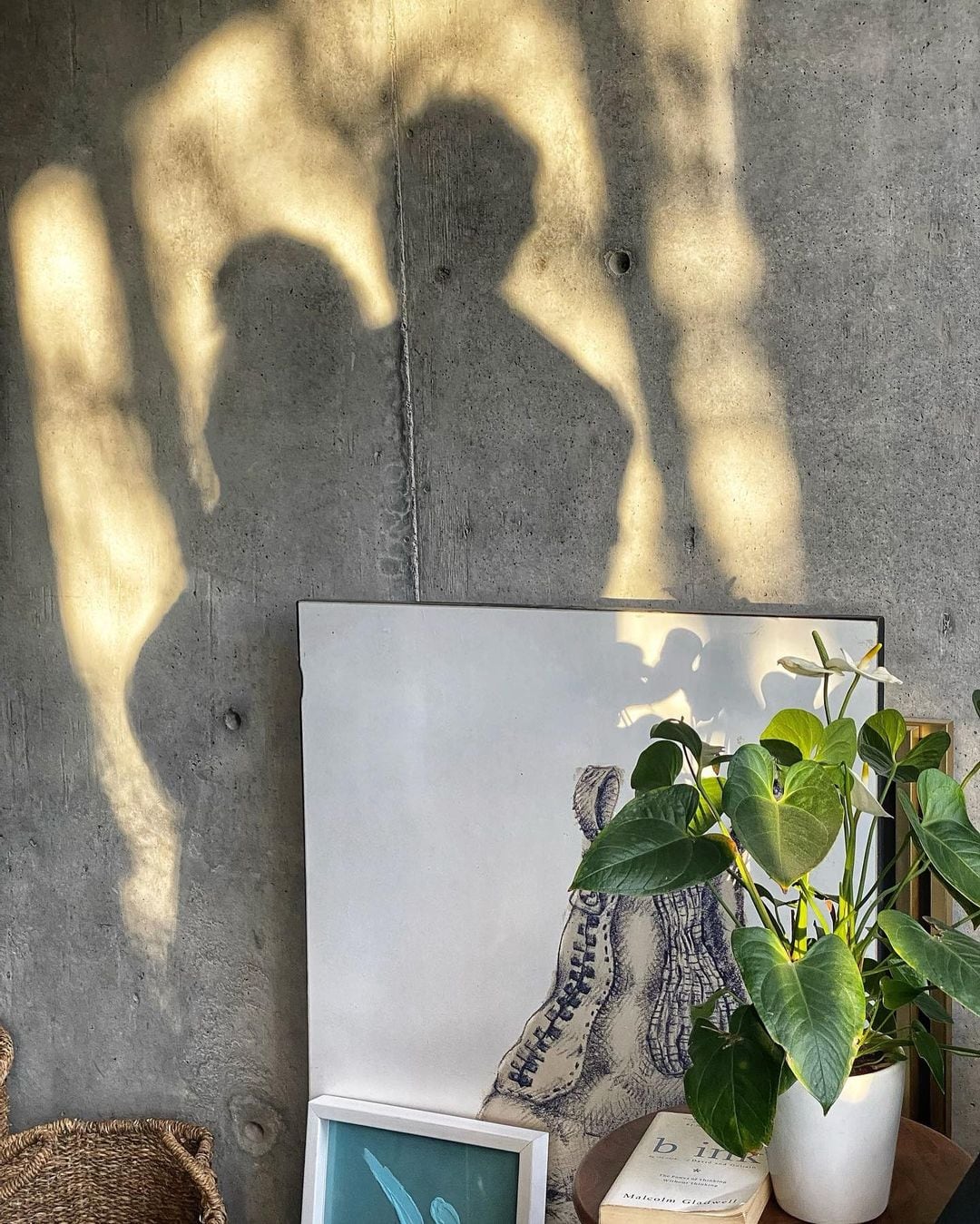 Silueta de Natalia Téllez y Antonio Zabala