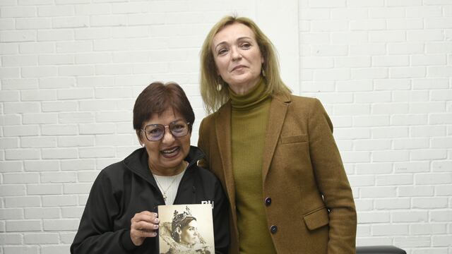 Prepa BUAP recibió a la escritora española Cristina Morató