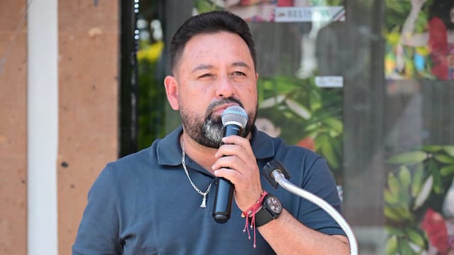 César Hernando Fuentes Domínguez compartía sus responsabilidades como alcalde de Tonatico con su afición por las motos
