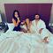 Sebastian Lletget y Becky G pasan romántico momento con la Copa Oro