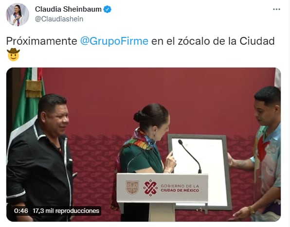 Claudia Sheinbaum anuncia a Grupo Firme en el Zócalo.