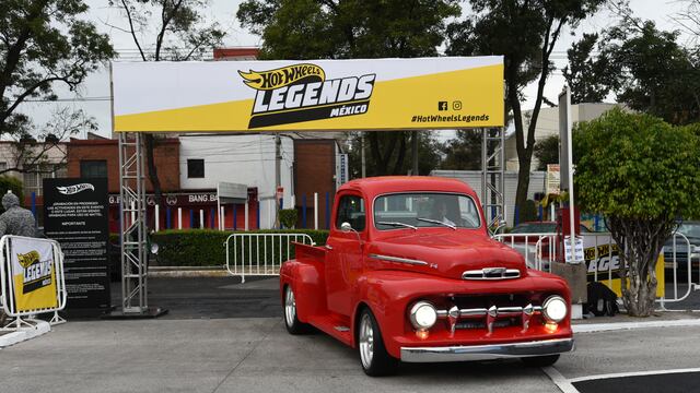 Hot Wheels Legends Tour