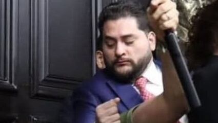 El reloj IWC de más de 3 millones de pesos que ostenta Carlos Gutiérrez Mancilla