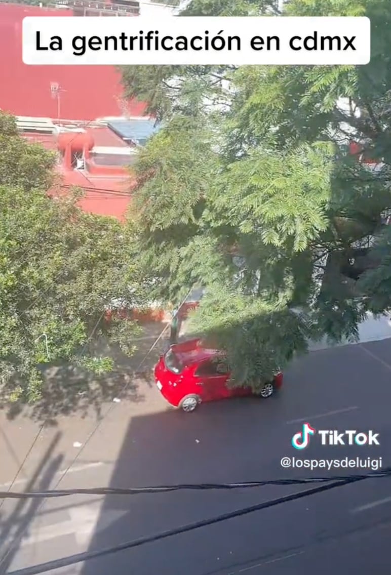Video con audio del fierro viejo en inglés