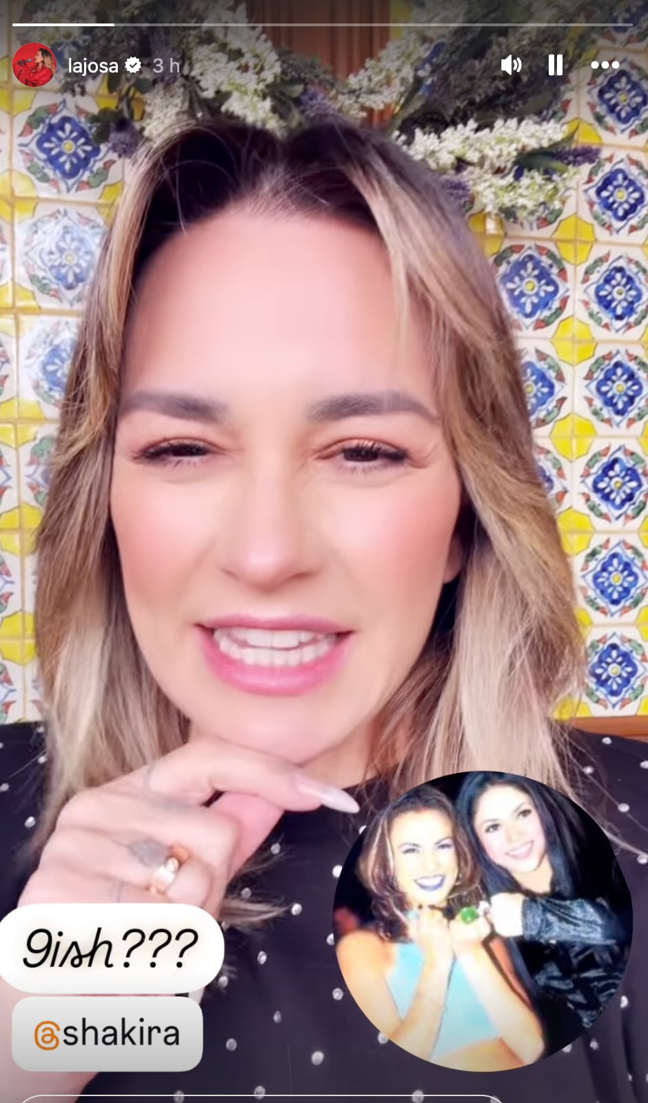 María José le ruega a Shakira respetar el horario de su concierto