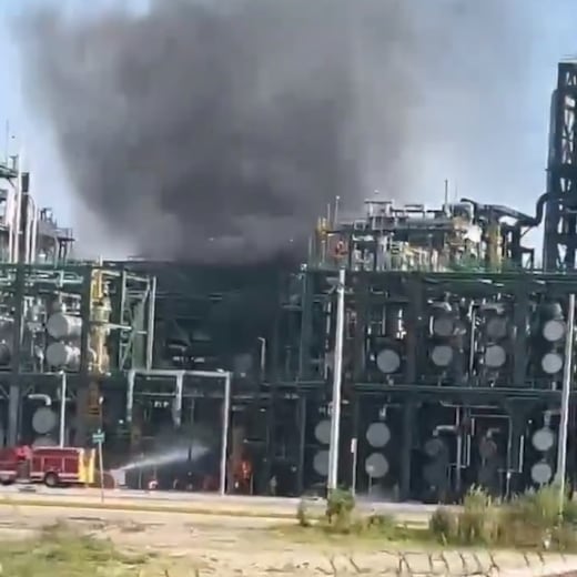 Pemex aclara incendio en Dos Bocas: fue una fuga y no hubo lesionados