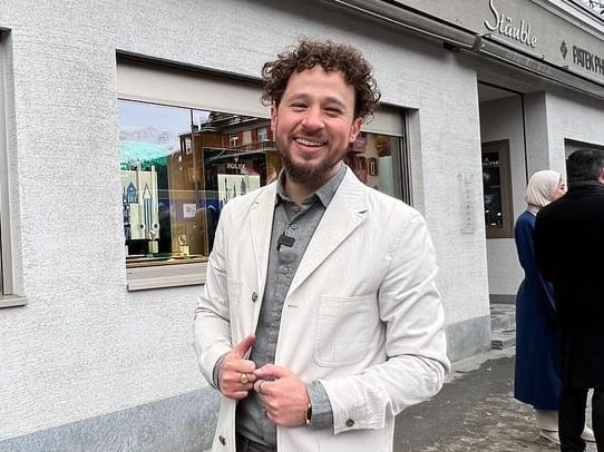 Luisito Comunica, youtuber.