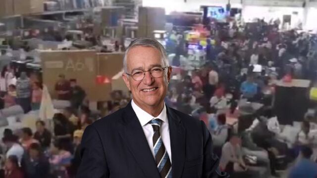 Ricardo Salinas Pliego presume Elektra a tope en El Buen Fin 2024