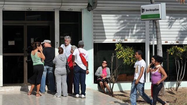 Operaciones bancarias en Cuba.