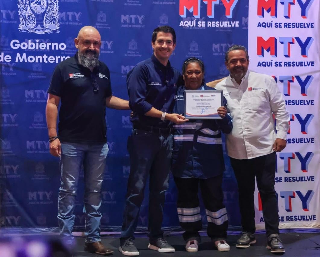 Monterrey celebra el Día del Barrendero.