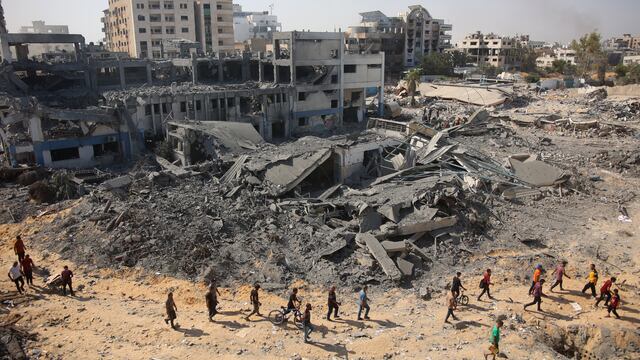 Complejo humanitario de la UNRWA en Al-Sinaa tras bombardeo