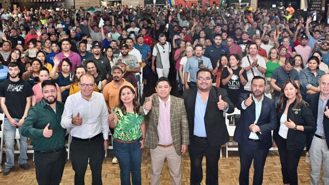 Reconocen en Dallas a Ricardo Gallardo