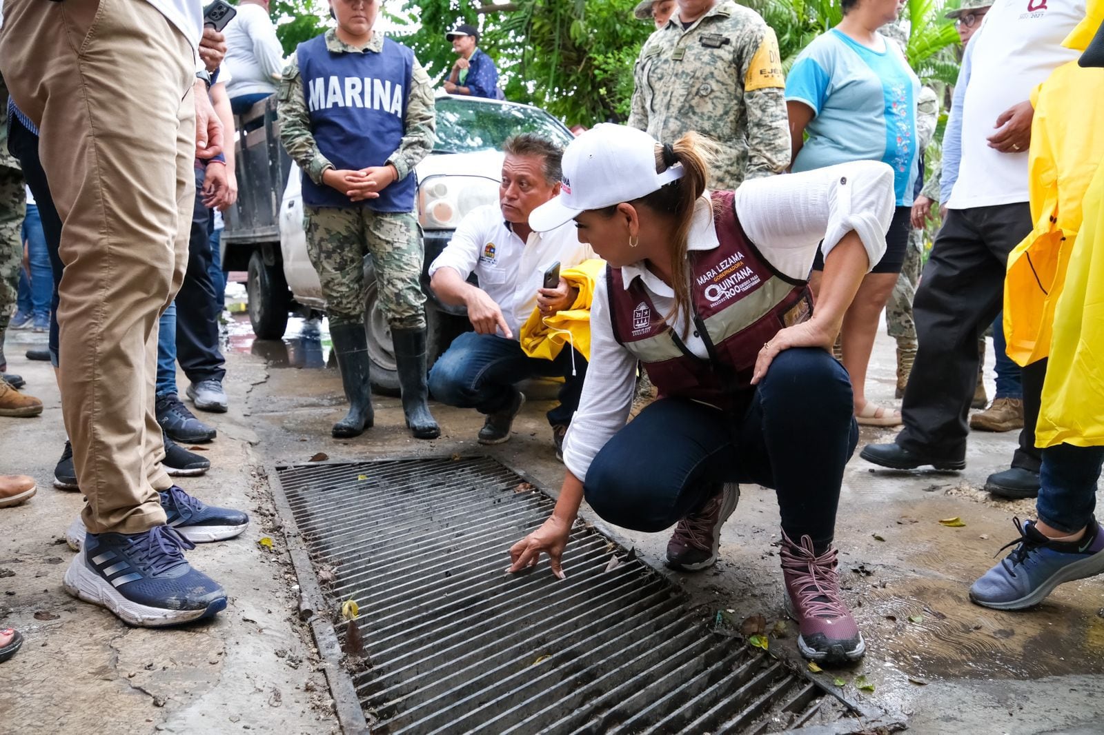 Mara Lezama recorre colonia Fidel Velázquez