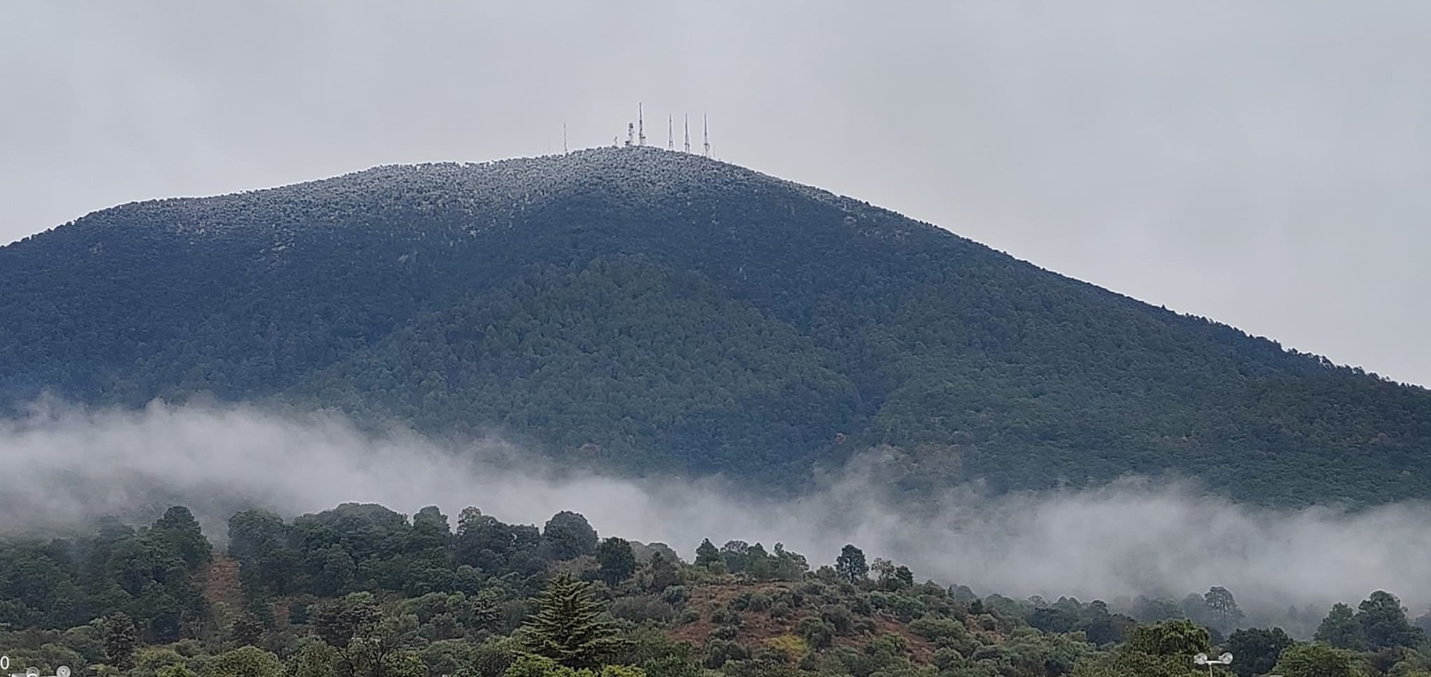 Las mejores fotos de la caída de nieve en el cerro de Jocotitlán