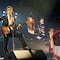 Alex Turner de Arctic Monkeys necesitó un abrazo la noche del sismo y su concierto en México