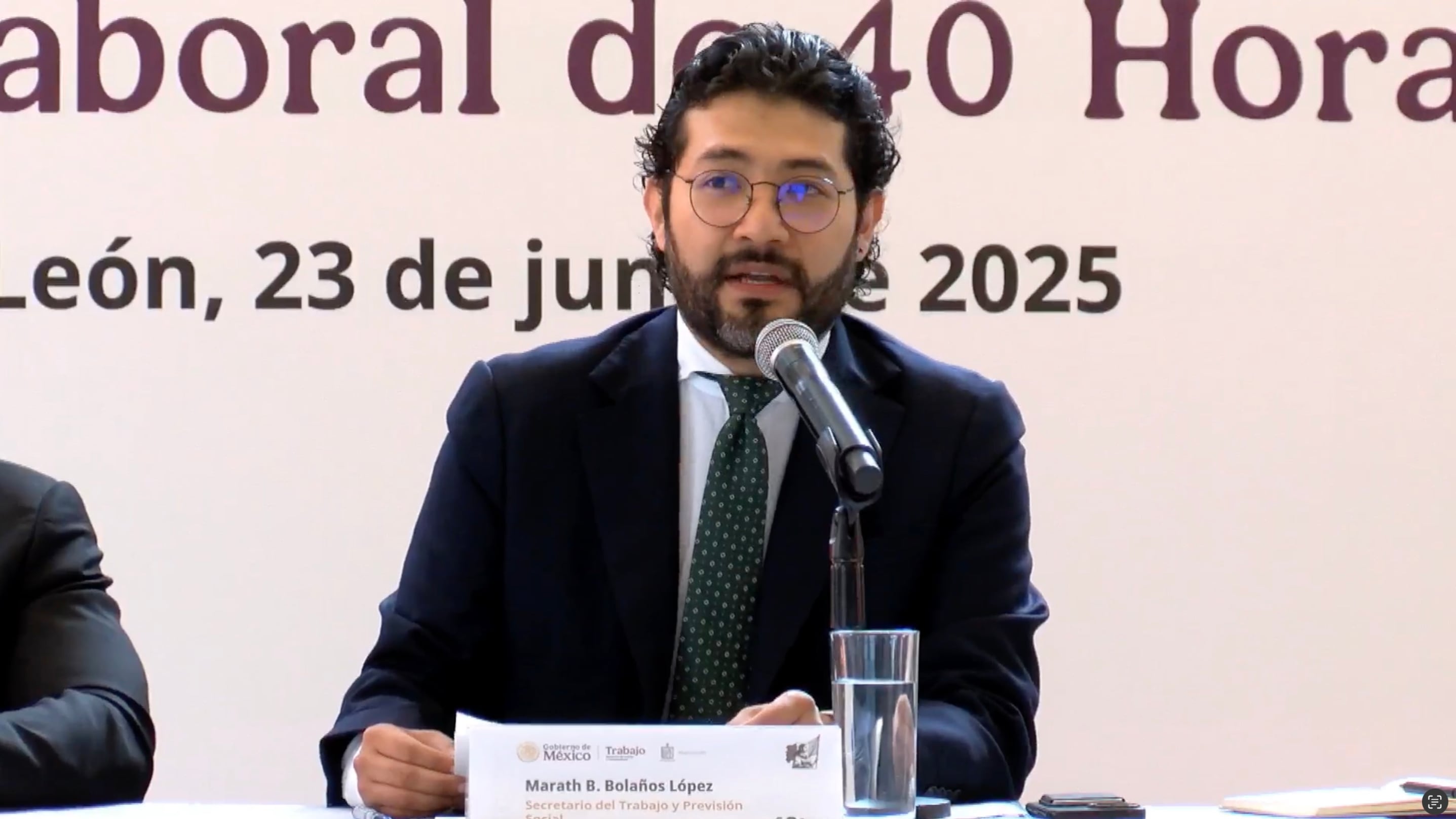 Marath Bolaños dice que México “va tarde” con la jornada laboral de 40 horas pese a sus beneficios