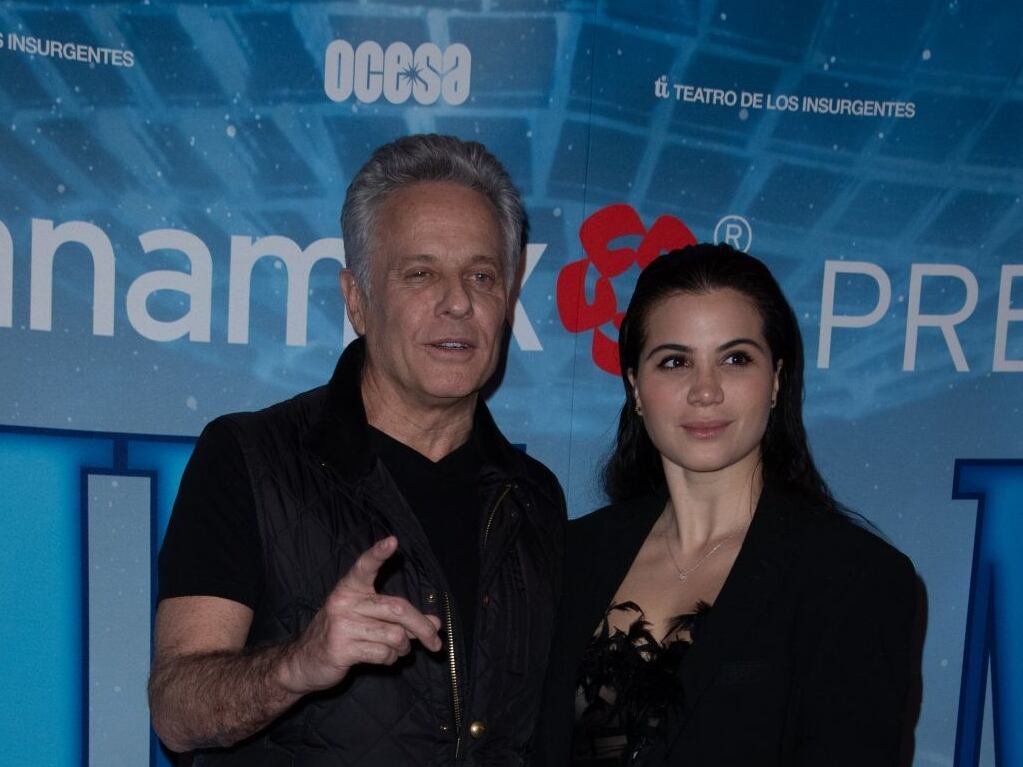 Alexis Ayala y Cinthia Aparicio cuenta cómo es el sexo entre ambos.