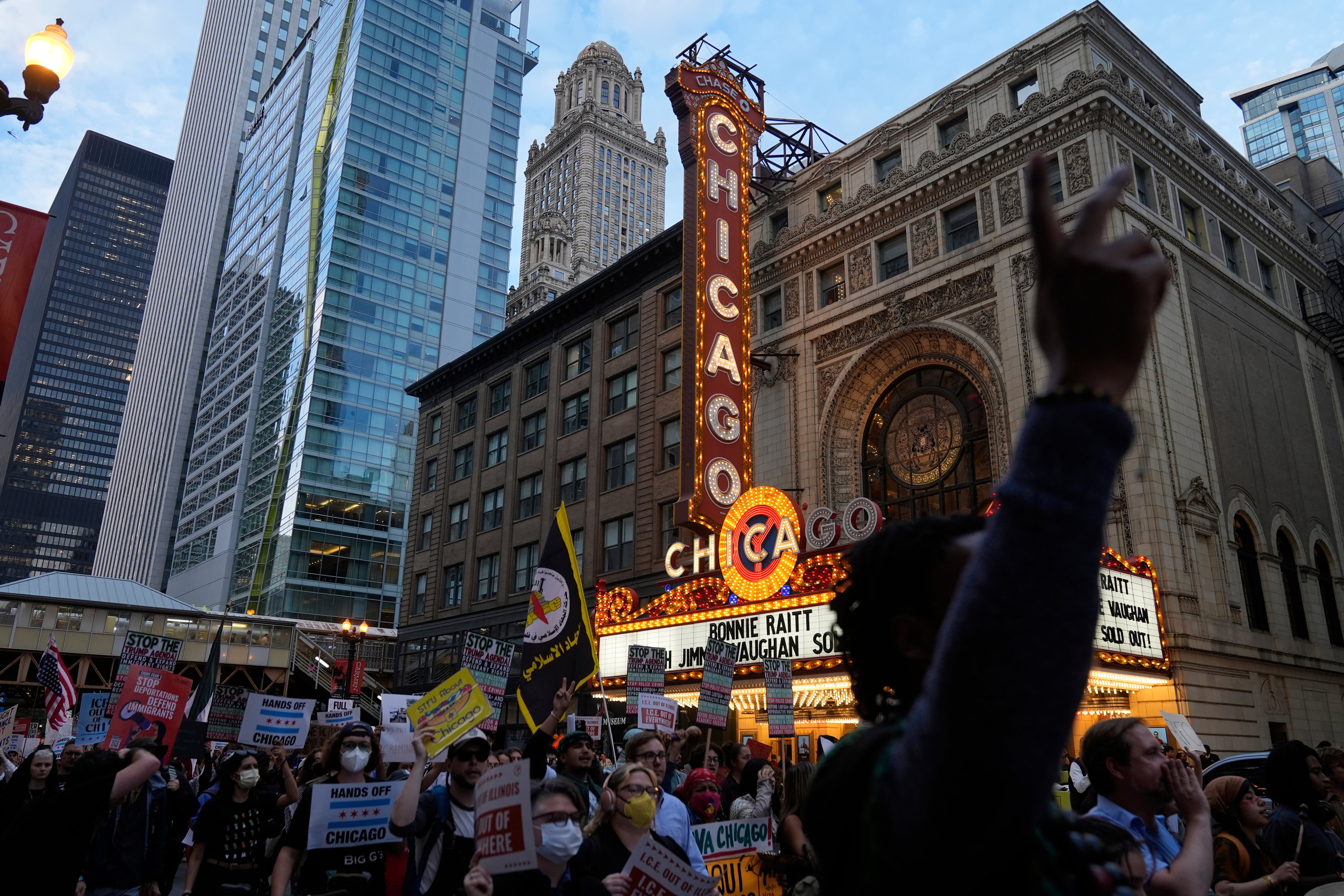 Protestas contra redadas de ICE en Chicago.