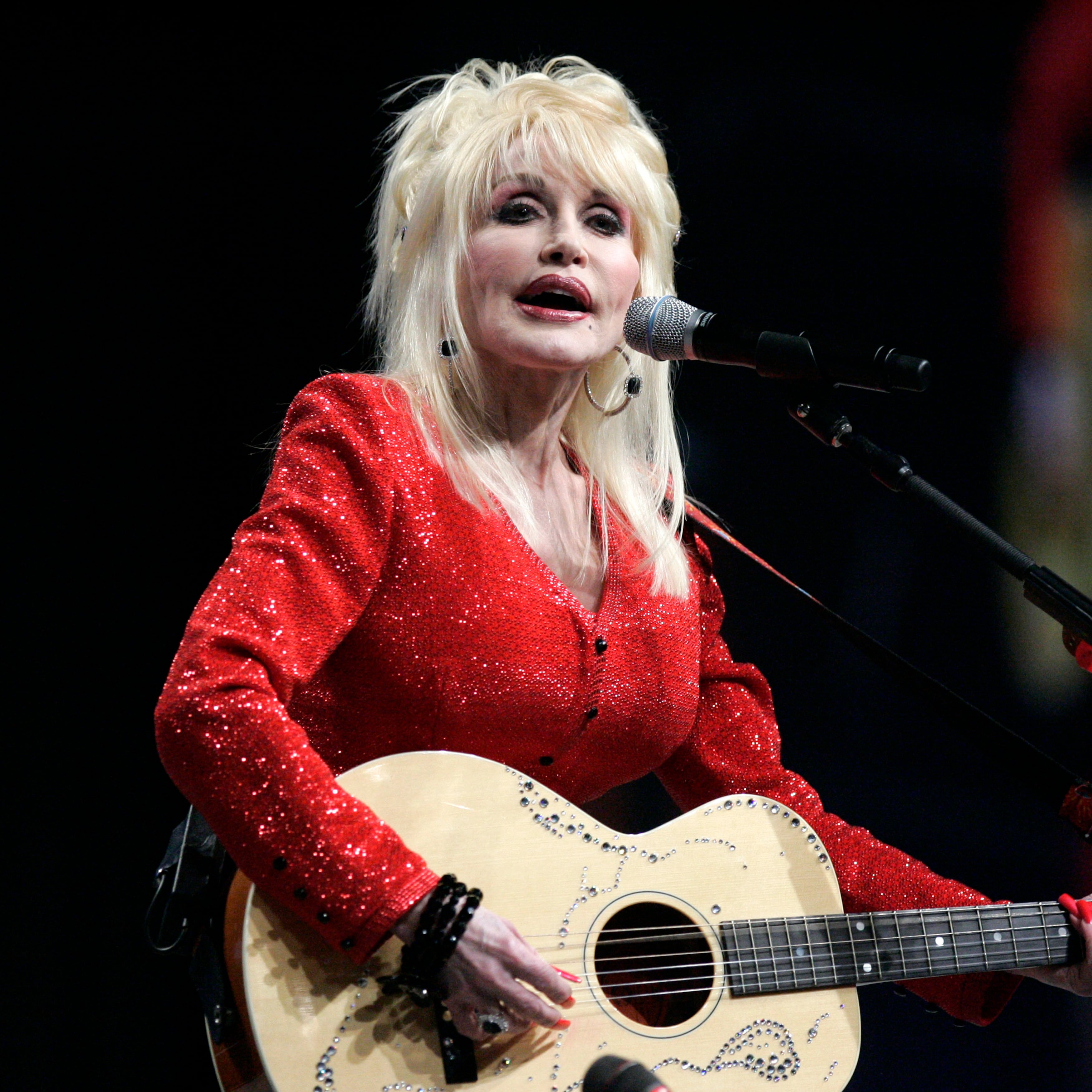 ¿De qué murió Dolly Parton? Esto se sabe sobre su muerte a los 80 años
