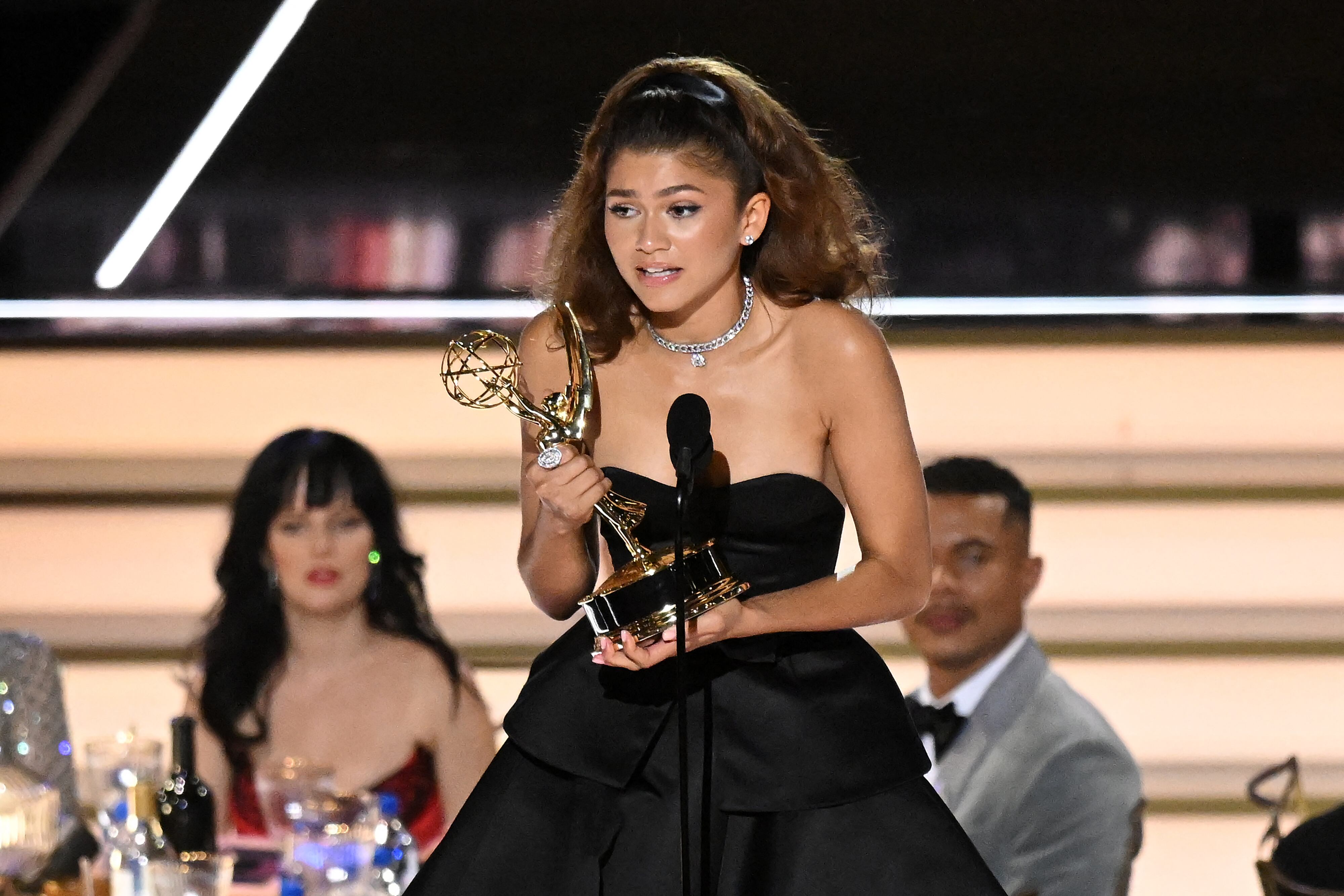 Zendaya en los Emmy 2022