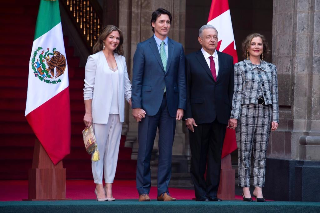 Sophie Grégoire, Justin Trudeau, AMLO y Beatriz Gutiérrez en Palacio Nacional