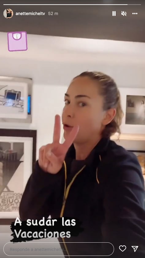 Anette Michel haciendo ejercicio.