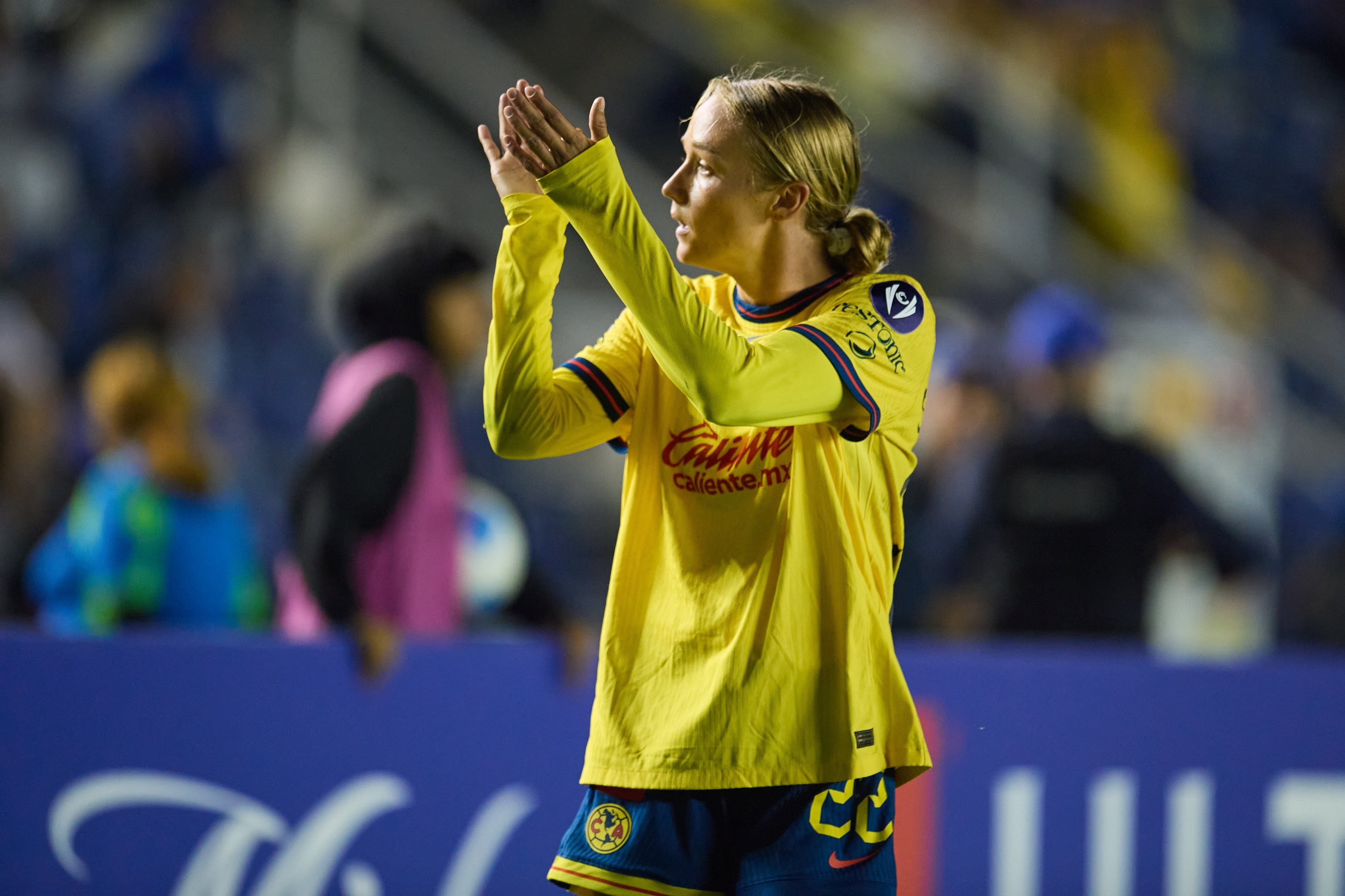 Sarah Luebbert con América ante Santa Fe