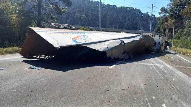 Choque en autopista México-Toluca hoy 12 de diciembre
