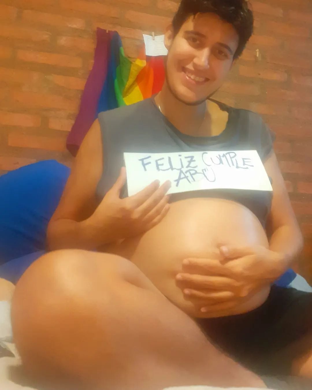 IAN ALEJANDRO RUBEY, HOMBRE TRANS QUE SE EMBARAZÓ Y ESPERA MELLIZOS