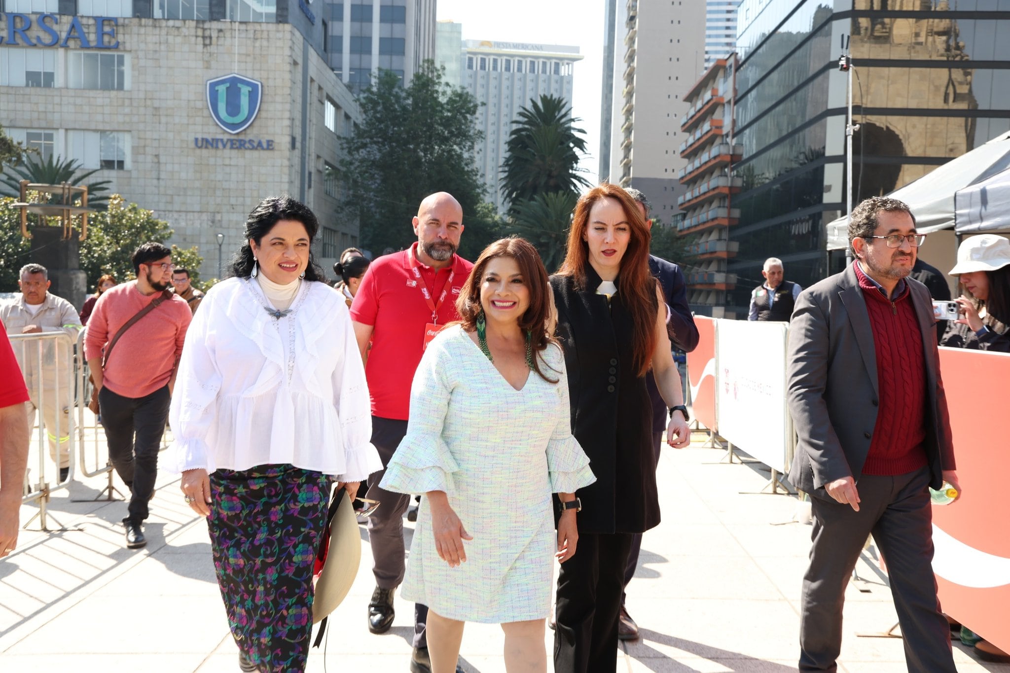 Gabriela Cuevas celebra la Gira del Trofeo Mundial 2026