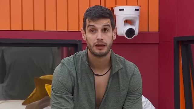 Adrián Marcelo, comediante.