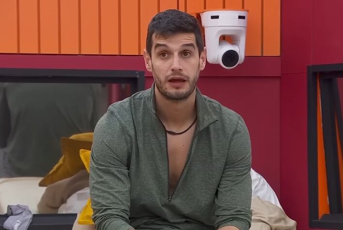 Adrián Marcelo, comediante.