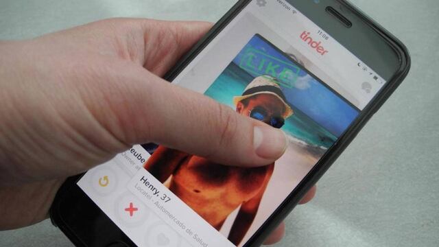 Tinder es una aplicación de citas en línea.