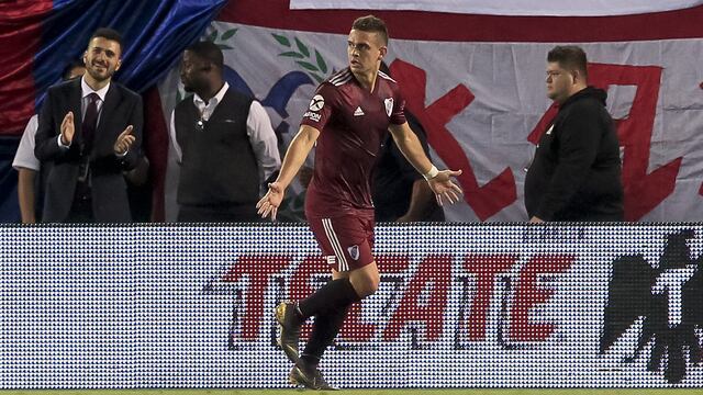 Rafael Santos Borré.