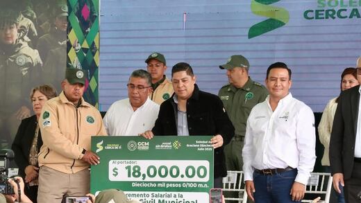 Ricardo Gallardo envía iniciativa al Congreso para salario digno a policías municipales