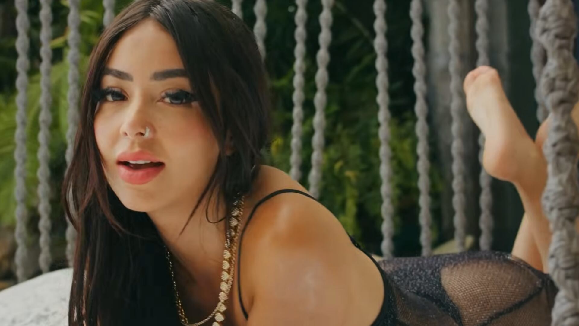 Caeli se estrena en la música con un perreo.