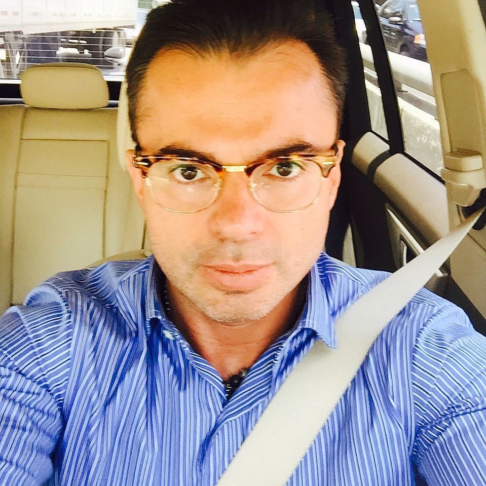 Marco Chacón, esposo de Maribel Guardia y un papá para Julián Figueroa.