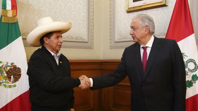 Pedro Castillo, presidente de Perú, y AMLO, presidente de México