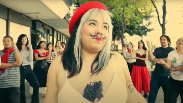 Johanne Sacreblu, la parodia de Emilia Pérez, podría llegar a los cines