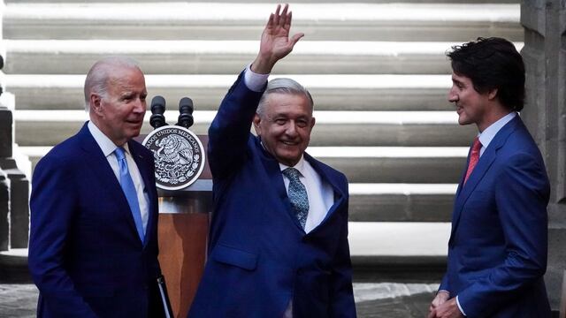 Joe Biden, Andrés Manuel López Obrador y Justin Trudeau tras la conferencia de prensa tras la celebración de la décima Cumbre de Líderes de América del Norte.