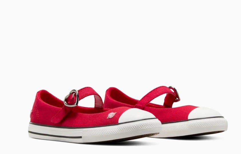 Converse de San Valentín