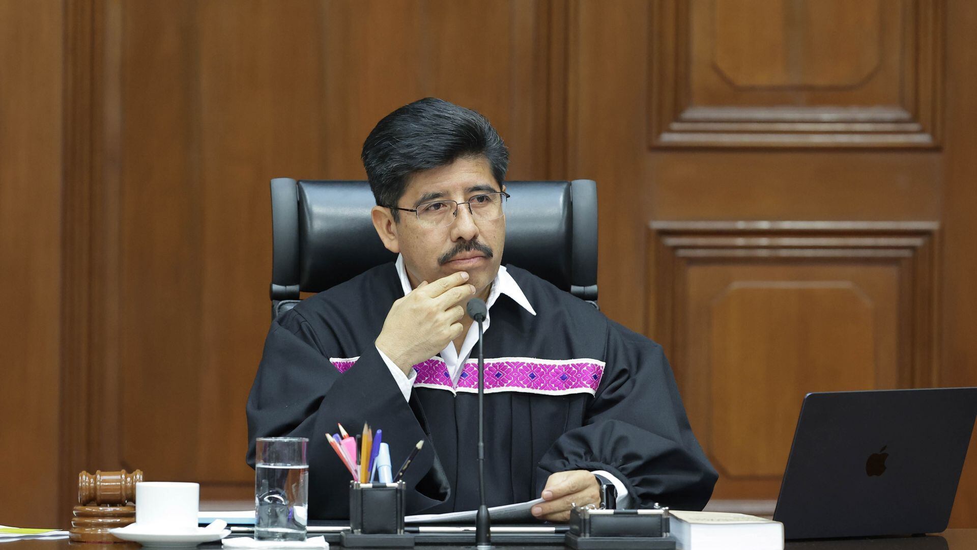 Hugo Aguilar condena la violencia y los daños a la SCJN tras la marcha de la Generación Z