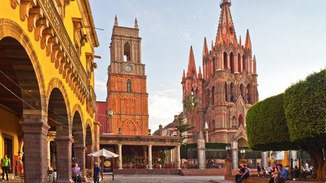 Centro de San Miguel de Allende. Cierre de cantinas.