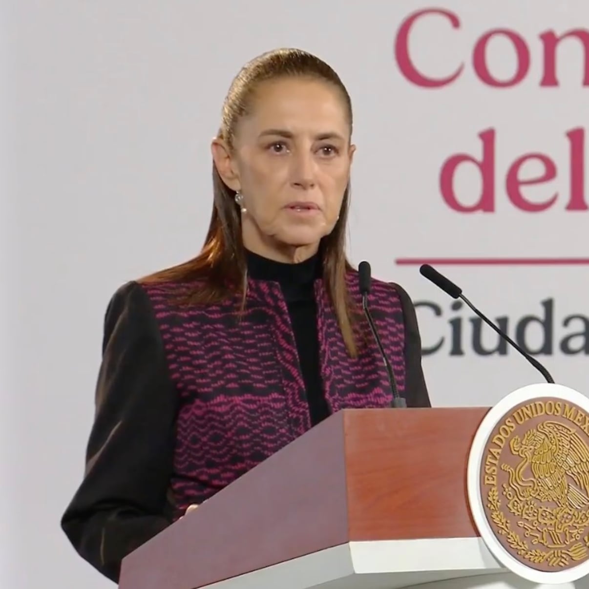 Sheinbaum niega que Trump haya usado la palabra “narcopolítico”
